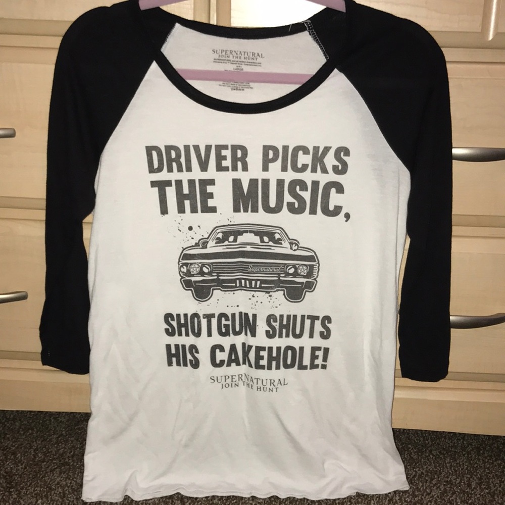 Supernatural Women’s Baseball Tee Size Large